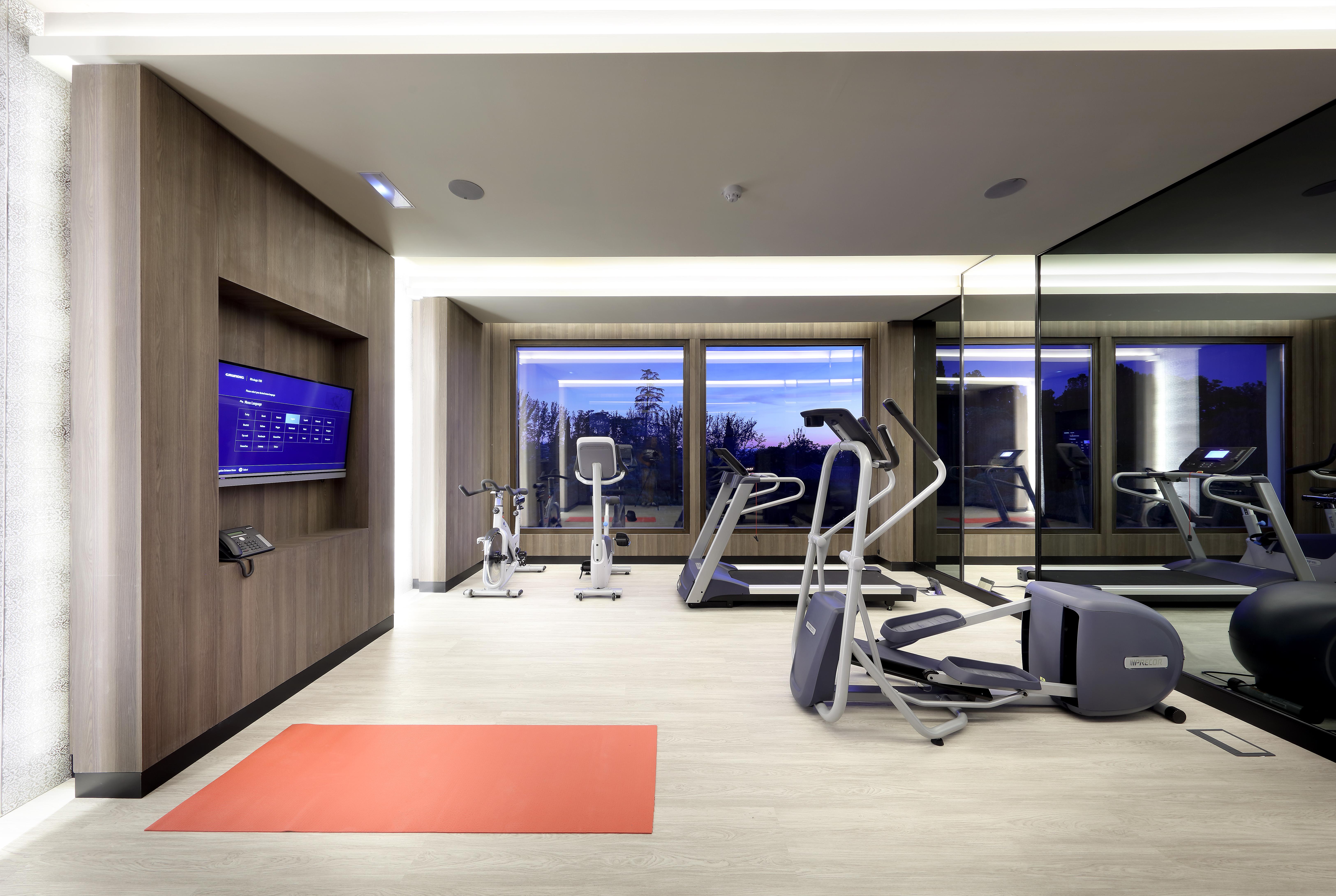 Aurea Washington Irving By Eurostars Hotel Company Granada Dış mekan fotoğraf The gym at the 2012 London Olympics